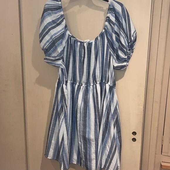 Passport mini puffy sleeve striped dress with tassels ans gathered waist 2X - Picture 7 of 7
